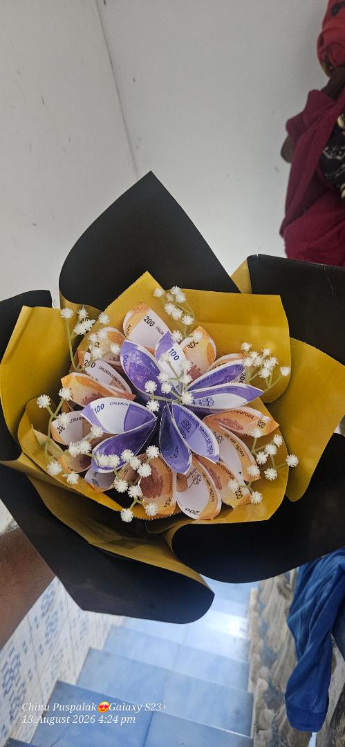 Round Money bouquet with flowers 